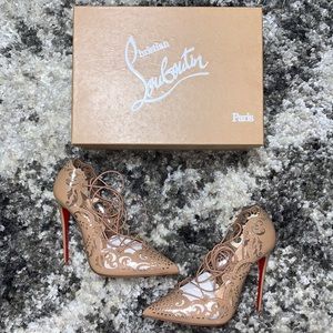 Christian Louboutin Nude Impera 120 Patent PVC Lace Up Pumps 39